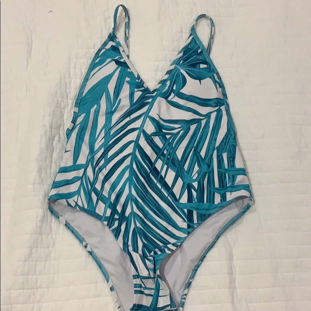 Cupshe swimsuit